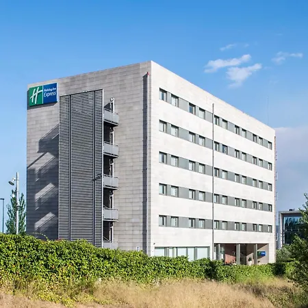 Holiday Inn Express Sant Cugat By Ihg-3
